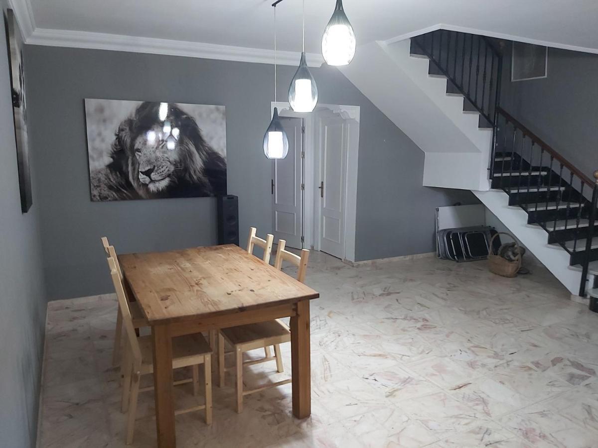 Вилла Casa Selene Эль-Пуэрто-де-Санта-Мария Экстерьер фото